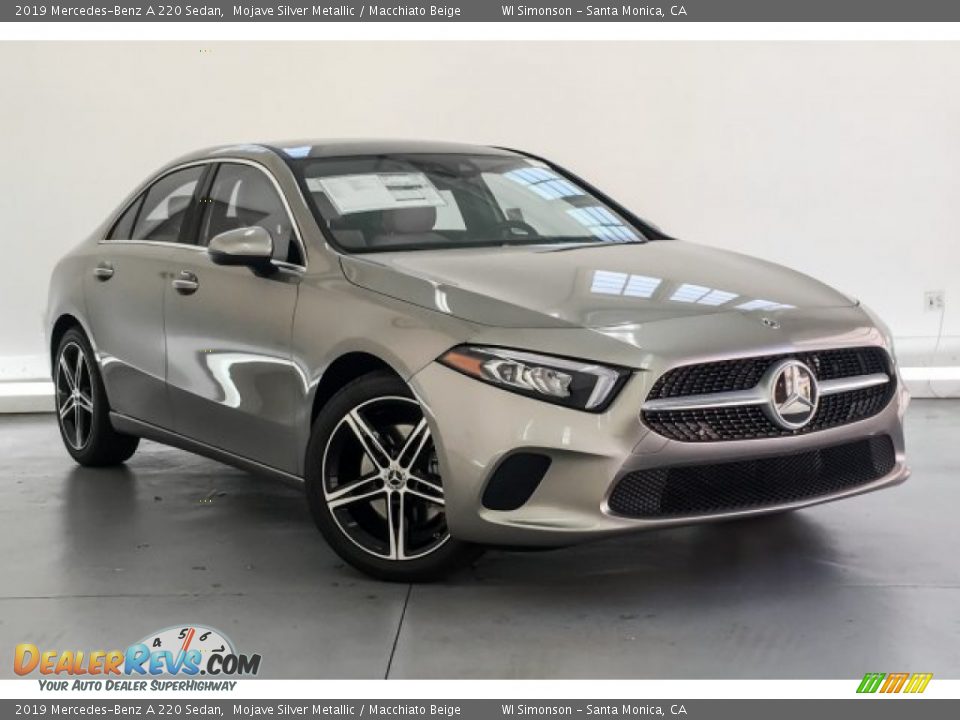 2019 Mercedes-Benz A 220 Sedan Mojave Silver Metallic / Macchiato Beige Photo #11