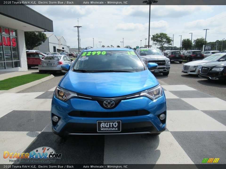 2018 Toyota RAV4 XLE Electric Storm Blue / Black Photo #2