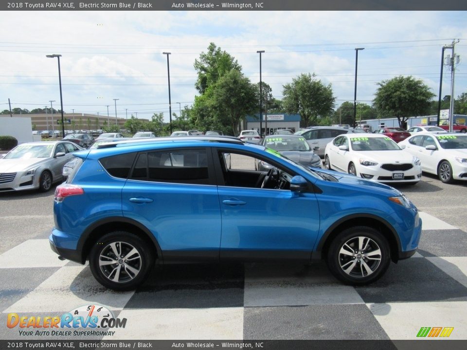 2018 Toyota RAV4 XLE Electric Storm Blue / Black Photo #3