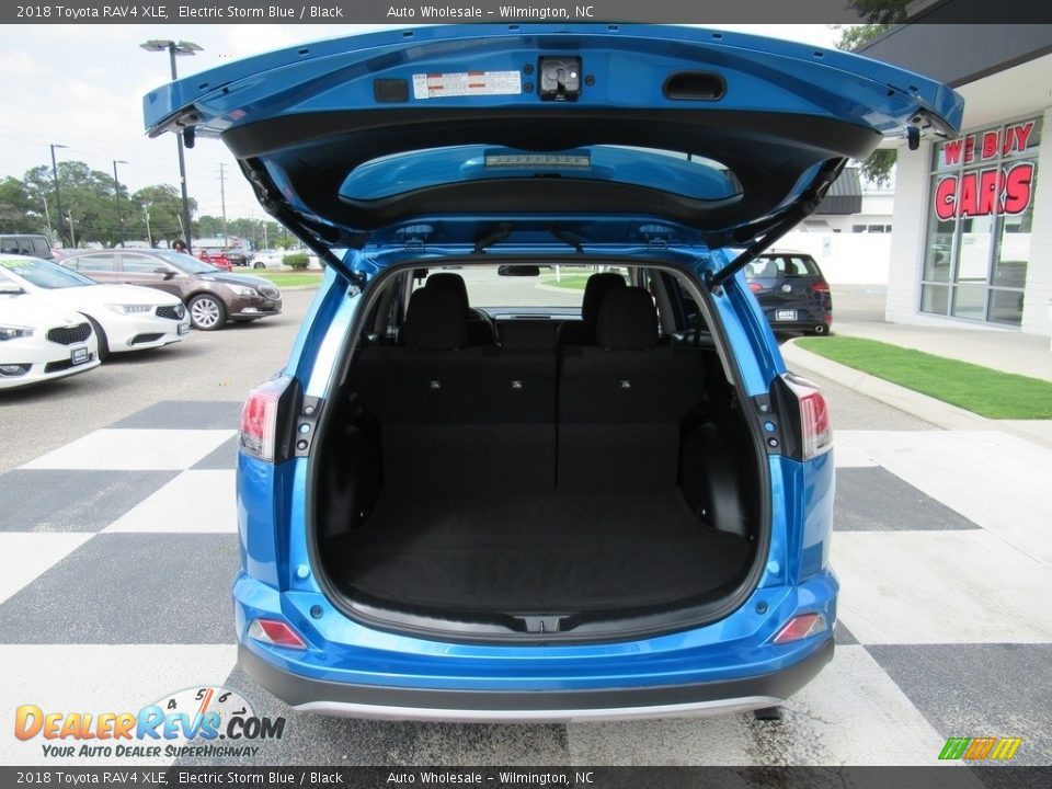 2018 Toyota RAV4 XLE Electric Storm Blue / Black Photo #5