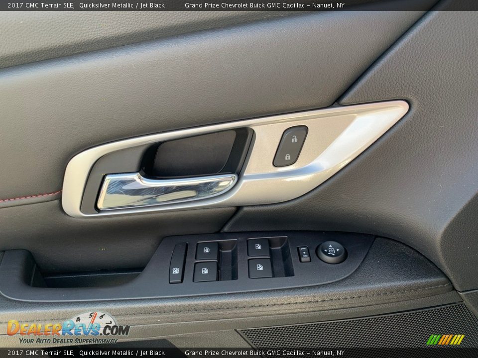 2017 GMC Terrain SLE Quicksilver Metallic / Jet Black Photo #10