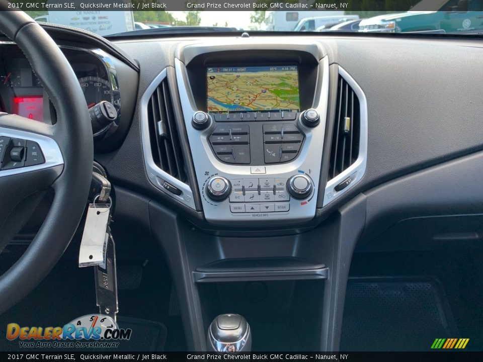 2017 GMC Terrain SLE Quicksilver Metallic / Jet Black Photo #17