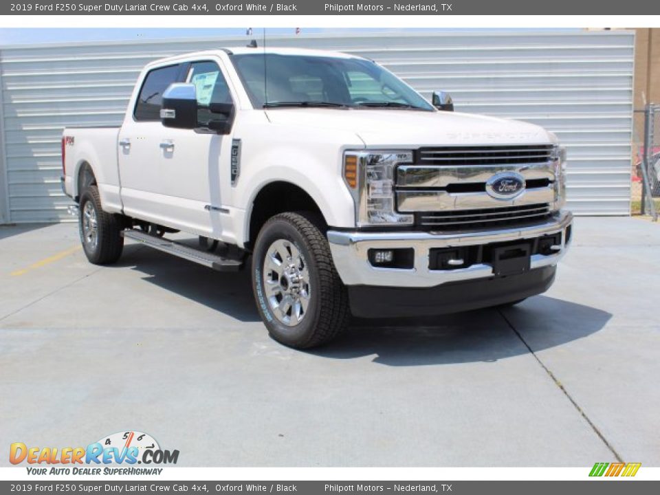 2019 Ford F250 Super Duty Lariat Crew Cab 4x4 Oxford White / Black Photo #2