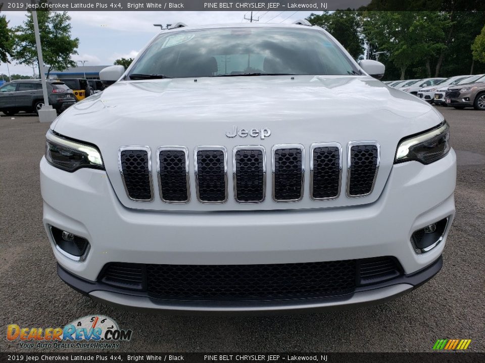 2019 Jeep Cherokee Latitude Plus 4x4 Bright White / Black Photo #2