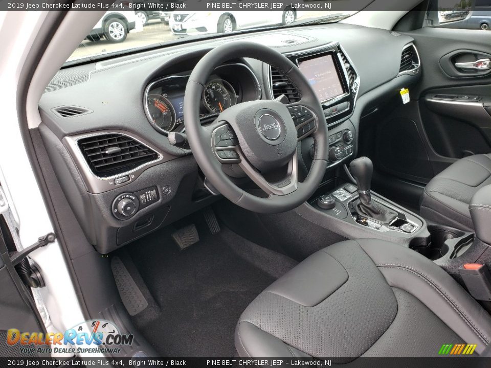 2019 Jeep Cherokee Latitude Plus 4x4 Bright White / Black Photo #7