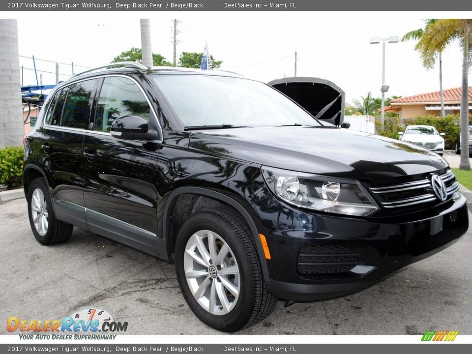 2017 Volkswagen Tiguan Wolfsburg Deep Black Pearl / Beige/Black Photo #2