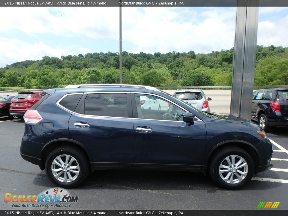 2015 Nissan Rogue SV AWD Arctic Blue Metallic / Almond Photo #5