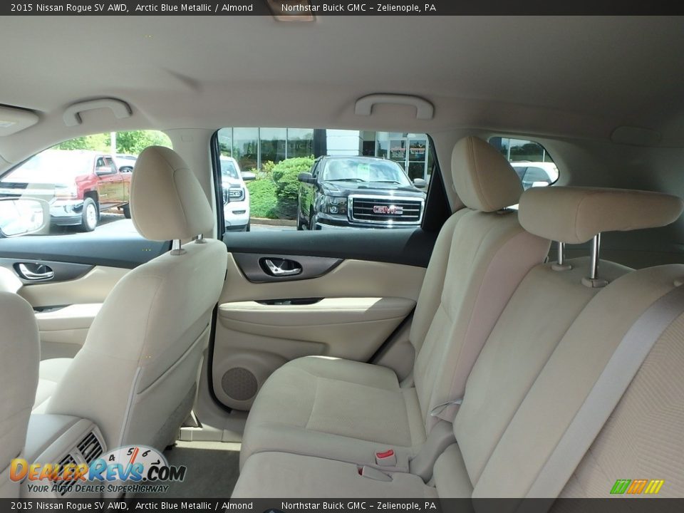 2015 Nissan Rogue SV AWD Arctic Blue Metallic / Almond Photo #16