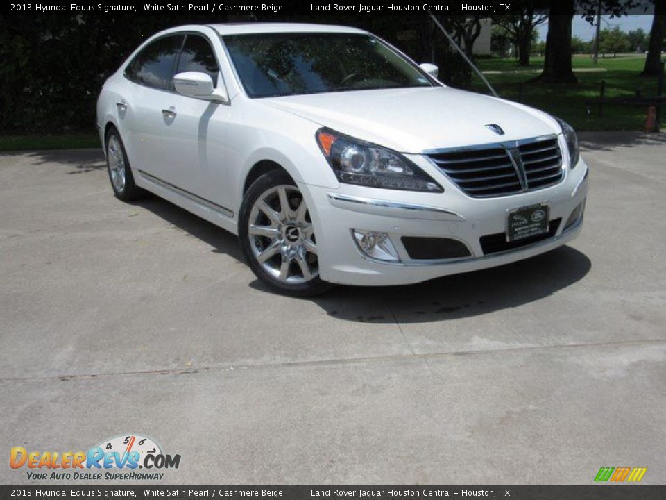 2013 Hyundai Equus Signature White Satin Pearl / Cashmere Beige Photo #1