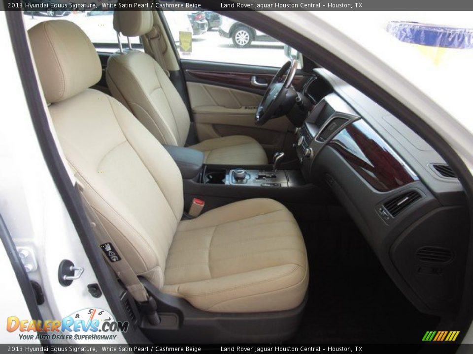 2013 Hyundai Equus Signature White Satin Pearl / Cashmere Beige Photo #3