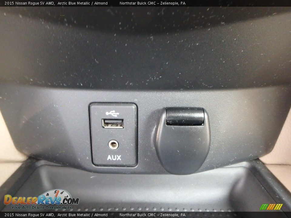 2015 Nissan Rogue SV AWD Arctic Blue Metallic / Almond Photo #25