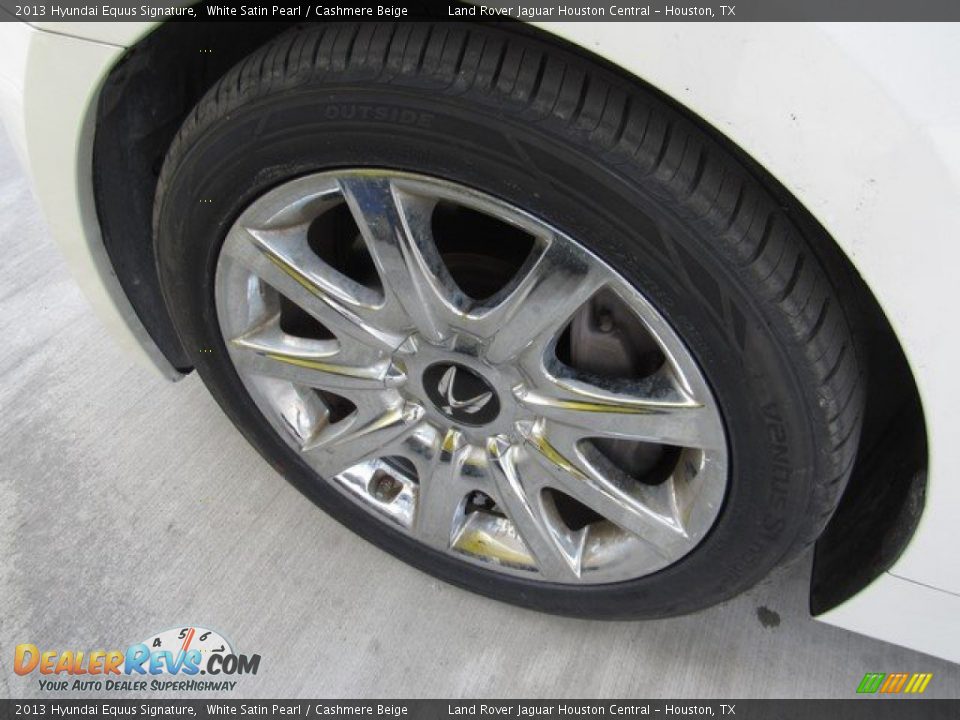 2013 Hyundai Equus Signature White Satin Pearl / Cashmere Beige Photo #9