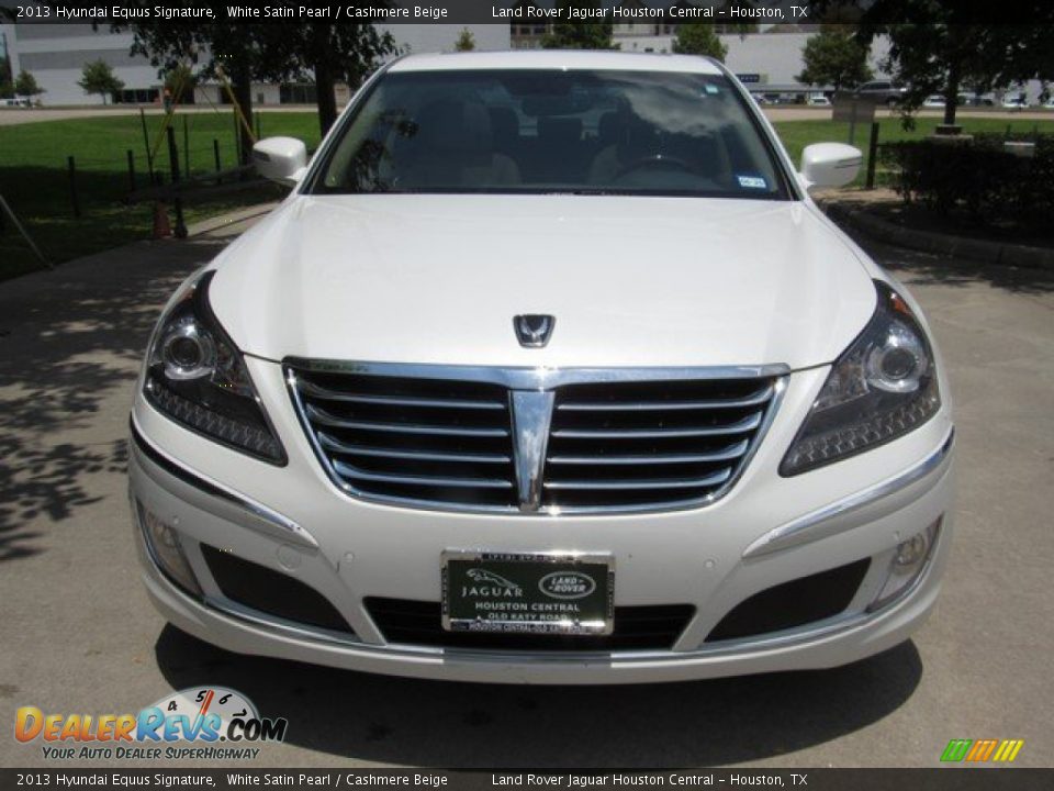 2013 Hyundai Equus Signature White Satin Pearl / Cashmere Beige Photo #11