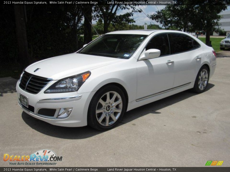 2013 Hyundai Equus Signature White Satin Pearl / Cashmere Beige Photo #12
