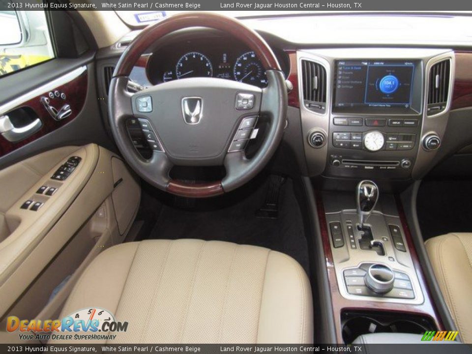 2013 Hyundai Equus Signature White Satin Pearl / Cashmere Beige Photo #15