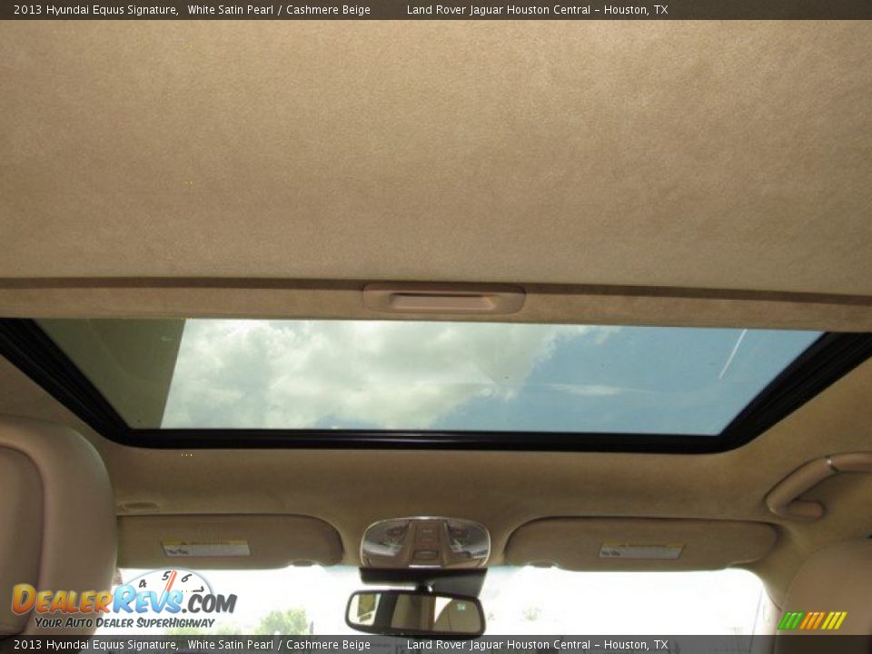 2013 Hyundai Equus Signature White Satin Pearl / Cashmere Beige Photo #18