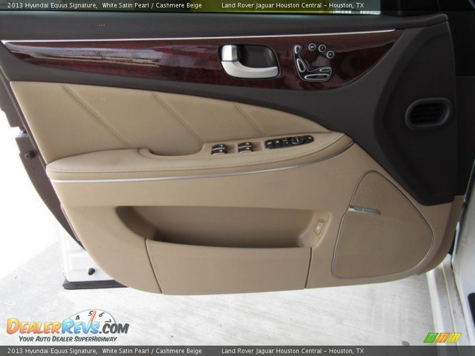 2013 Hyundai Equus Signature White Satin Pearl / Cashmere Beige Photo #25