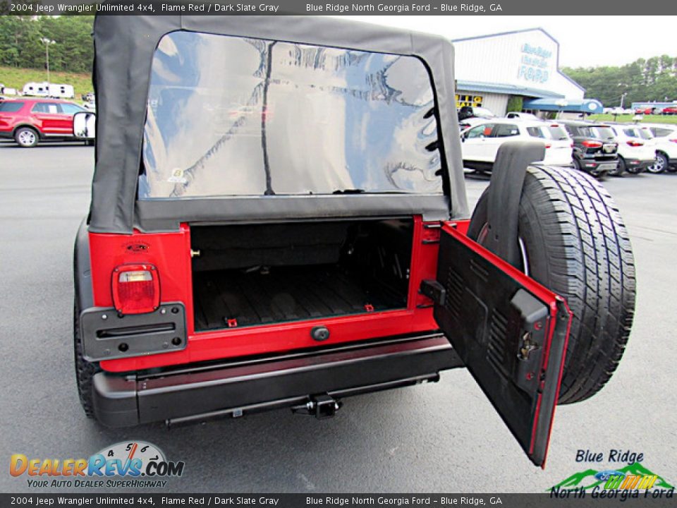 2004 Jeep Wrangler Unlimited 4x4 Flame Red / Dark Slate Gray Photo #16