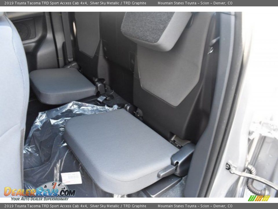 2019 Toyota Tacoma TRD Sport Access Cab 4x4 Silver Sky Metallic / TRD Graphite Photo #9