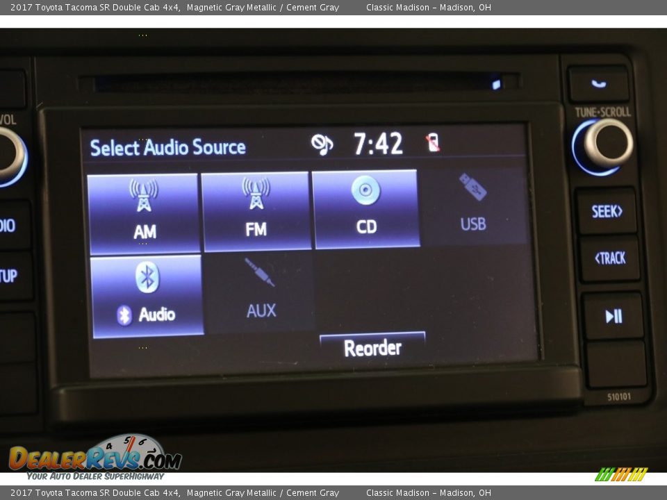 2017 Toyota Tacoma SR Double Cab 4x4 Magnetic Gray Metallic / Cement Gray Photo #10