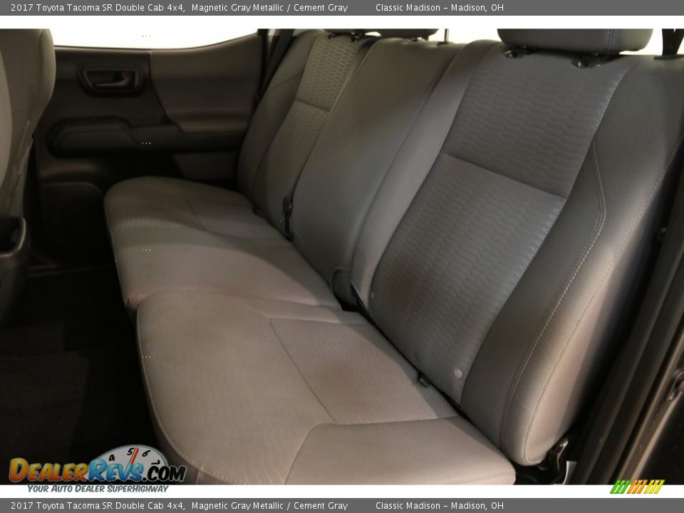 2017 Toyota Tacoma SR Double Cab 4x4 Magnetic Gray Metallic / Cement Gray Photo #16