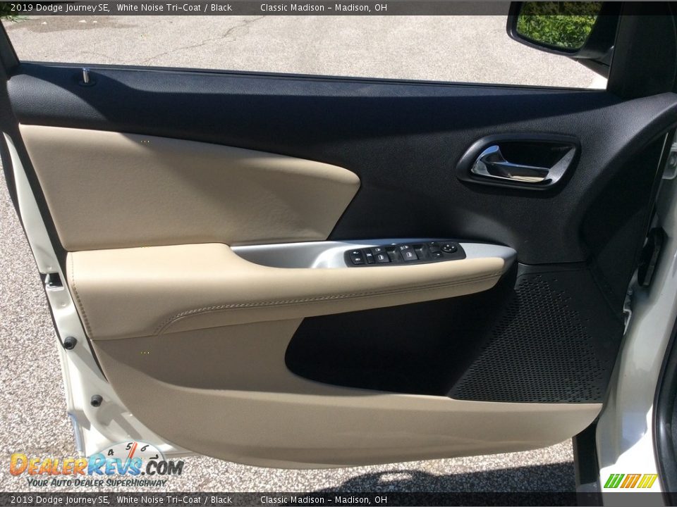2019 Dodge Journey SE White Noise Tri-Coat / Black Photo #8