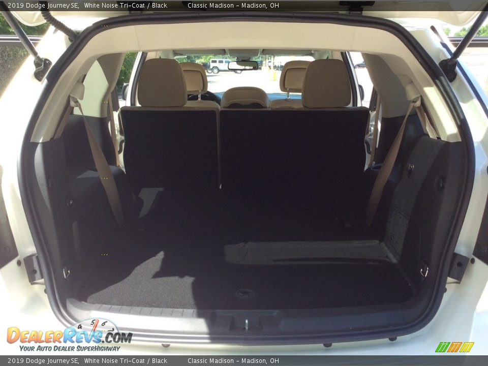 2019 Dodge Journey SE White Noise Tri-Coat / Black Photo #18