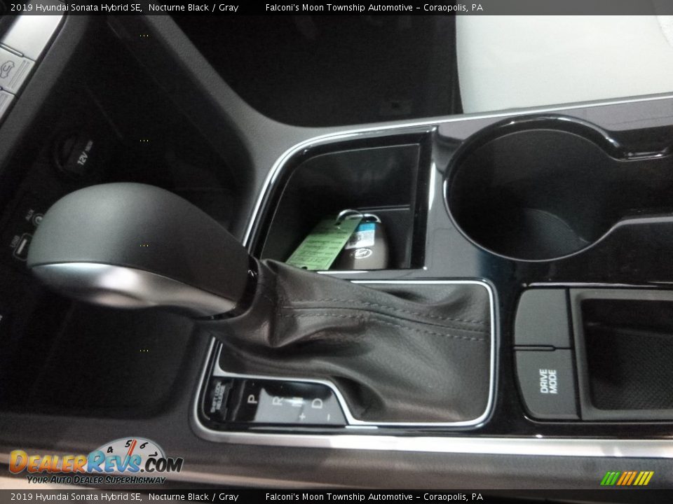 2019 Hyundai Sonata Hybrid SE Nocturne Black / Gray Photo #15
