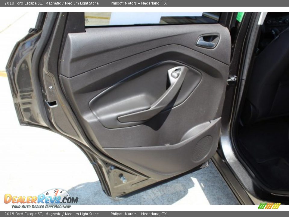 2018 Ford Escape SE Magnetic / Medium Light Stone Photo #21
