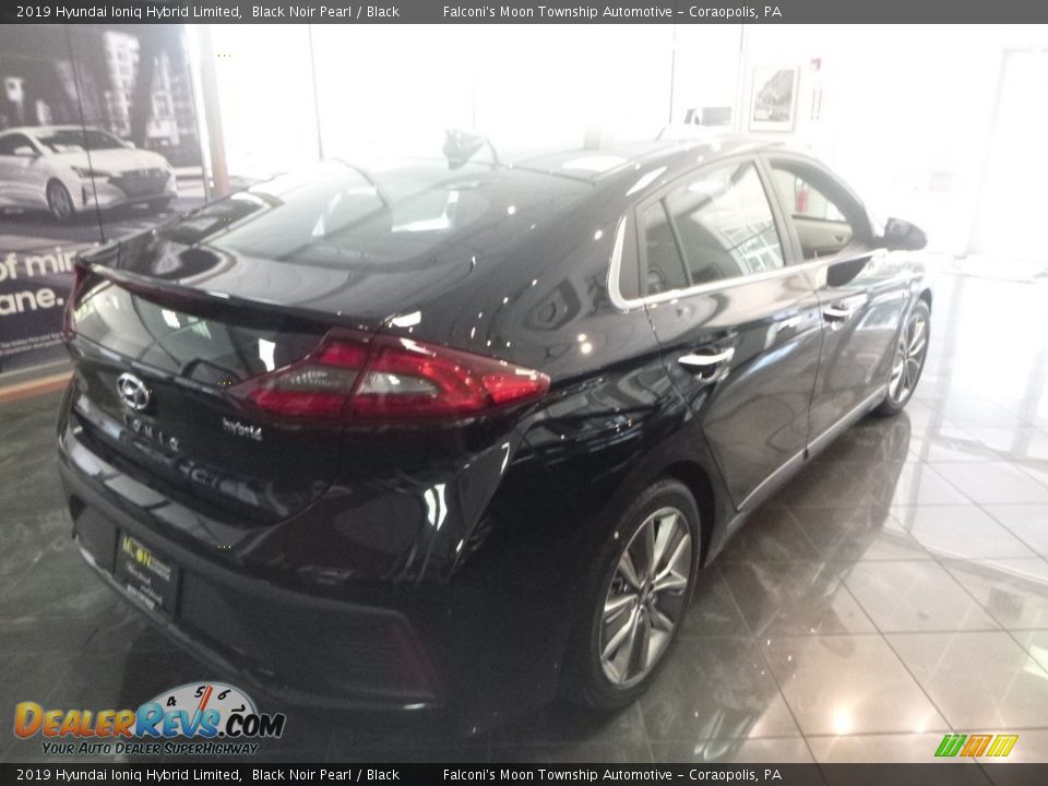2019 Hyundai Ioniq Hybrid Limited Black Noir Pearl / Black Photo #3