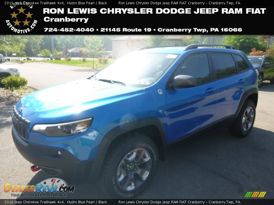 2019 Jeep Cherokee Trailhawk 4x4 Hydro Blue Pearl / Black Photo #1
