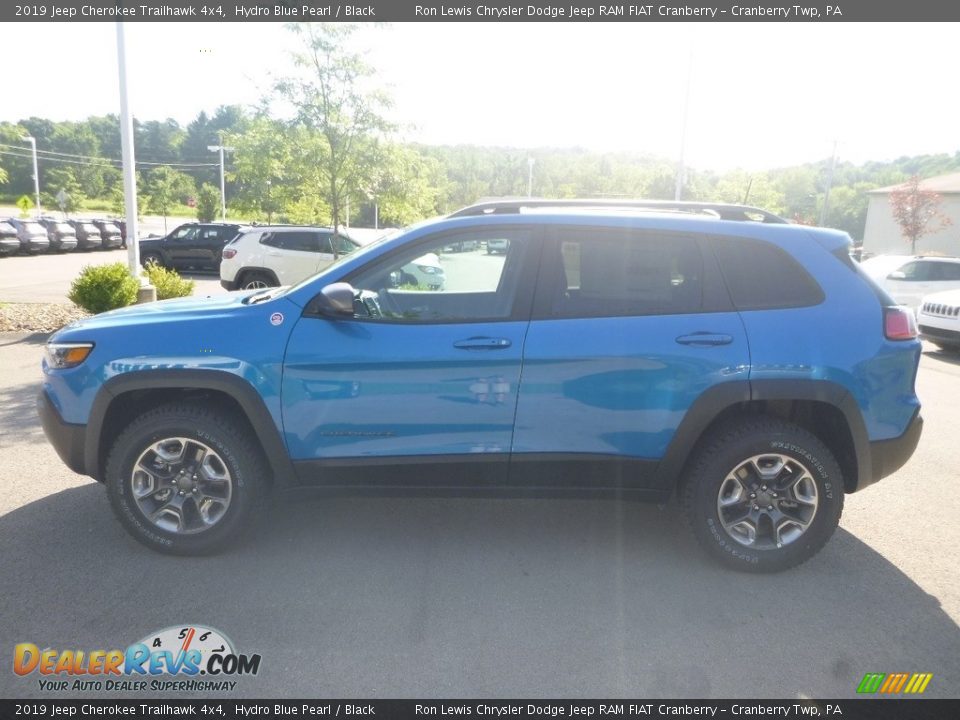 2019 Jeep Cherokee Trailhawk 4x4 Hydro Blue Pearl / Black Photo #3