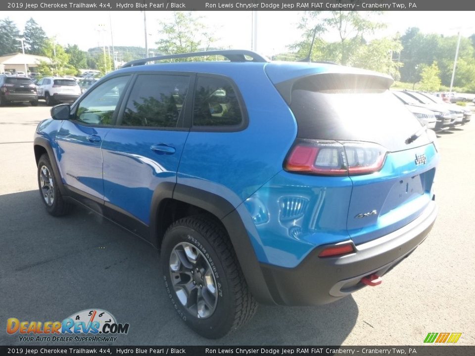 2019 Jeep Cherokee Trailhawk 4x4 Hydro Blue Pearl / Black Photo #4