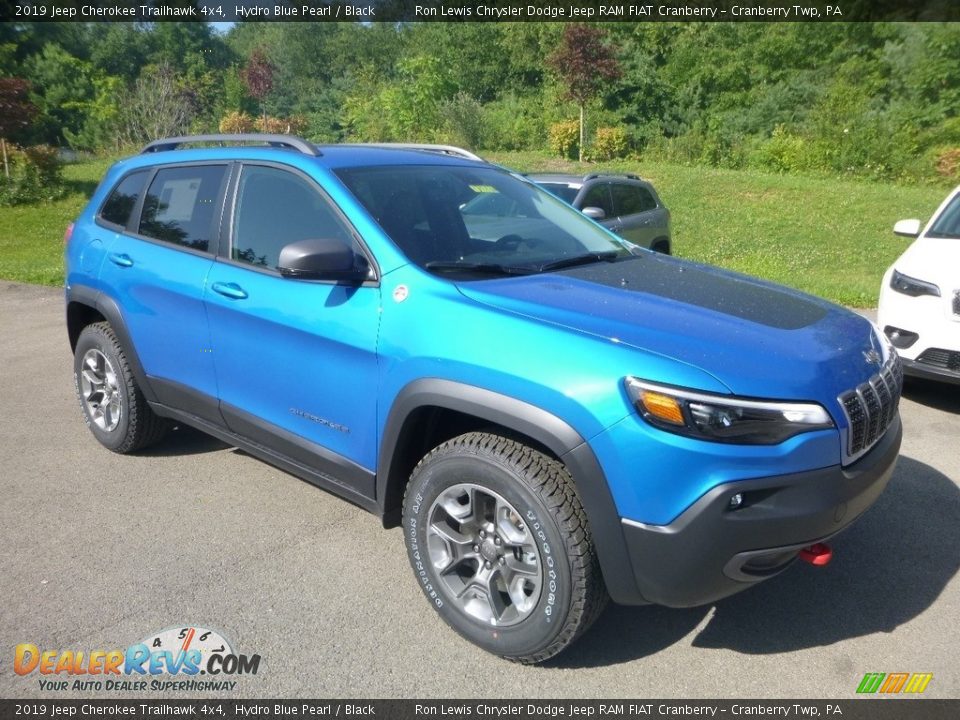 2019 Jeep Cherokee Trailhawk 4x4 Hydro Blue Pearl / Black Photo #8