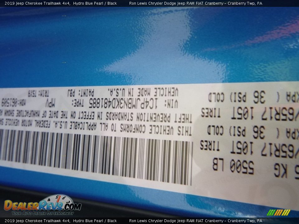 2019 Jeep Cherokee Trailhawk 4x4 Hydro Blue Pearl / Black Photo #17