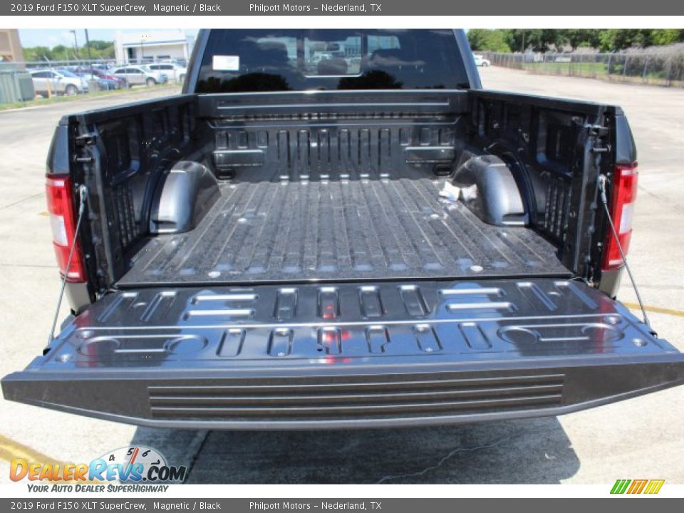 2019 Ford F150 XLT SuperCrew Magnetic / Black Photo #24