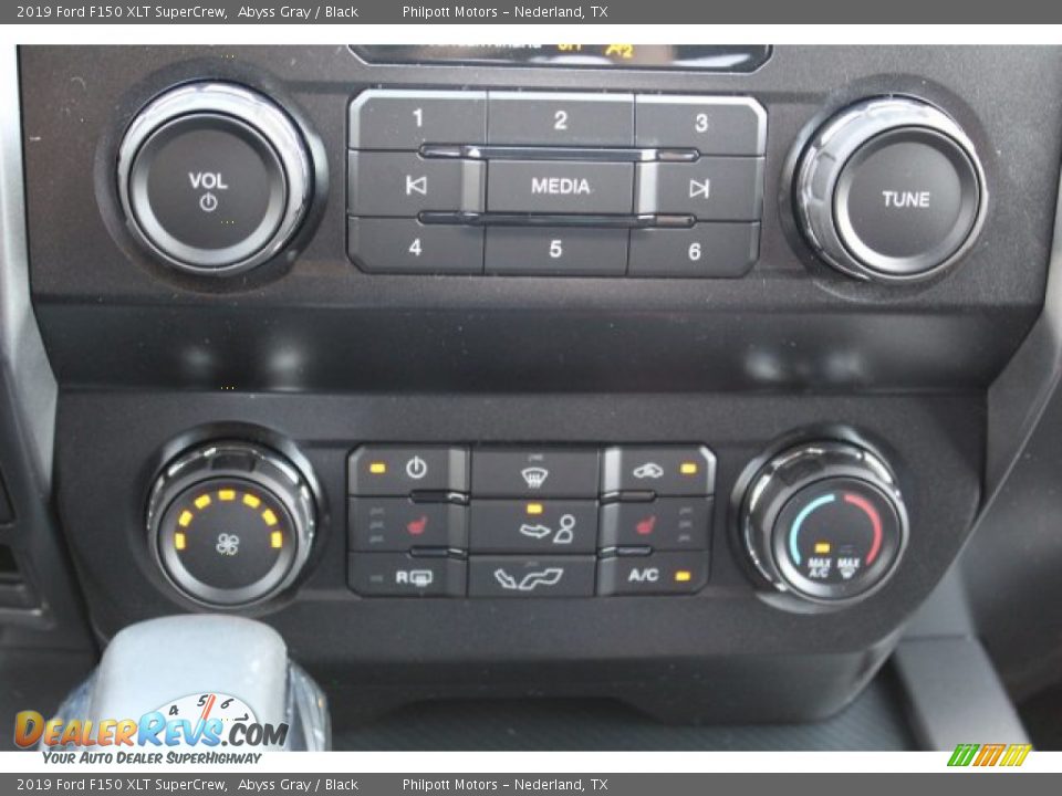2019 Ford F150 XLT SuperCrew Abyss Gray / Black Photo #18