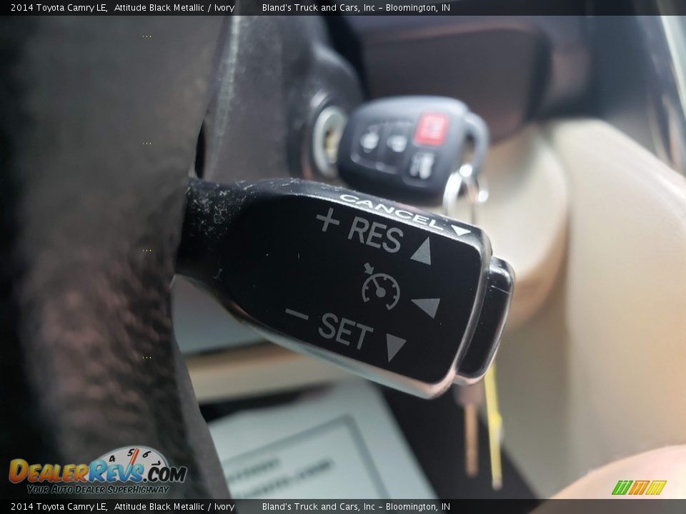 2014 Toyota Camry LE Attitude Black Metallic / Ivory Photo #13