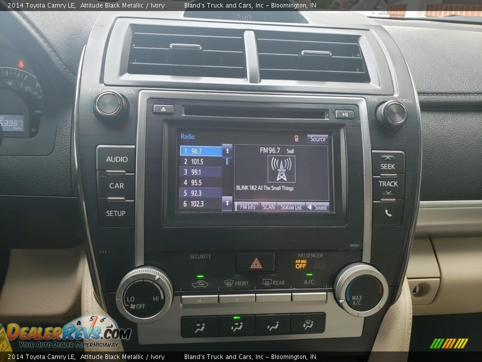 2014 Toyota Camry LE Attitude Black Metallic / Ivory Photo #17