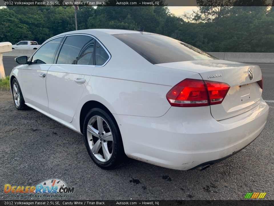 2012 Volkswagen Passat 2.5L SE Candy White / Titan Black Photo #6