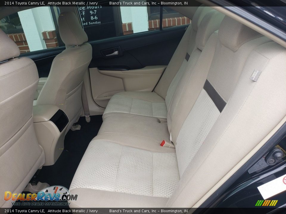 2014 Toyota Camry LE Attitude Black Metallic / Ivory Photo #27