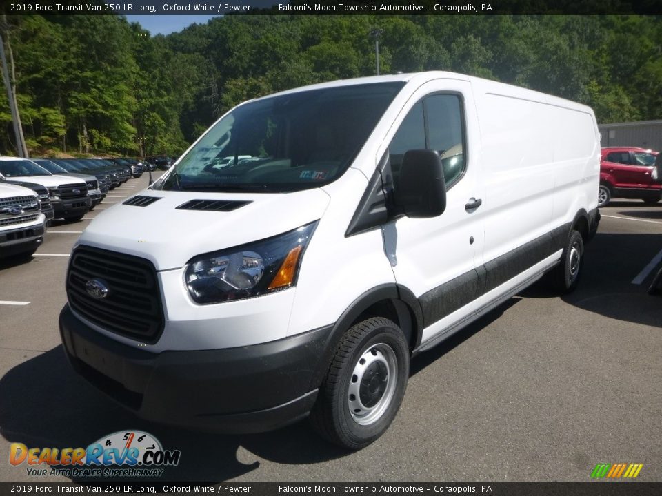 Front 3/4 View of 2019 Ford Transit Van 250 LR Long Photo #5