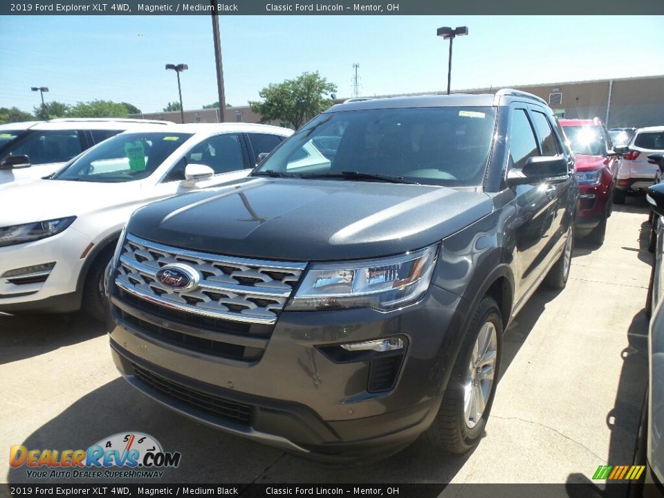 2019 Ford Explorer XLT 4WD Magnetic / Medium Black Photo #1