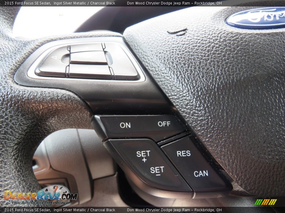 2015 Ford Focus SE Sedan Ingot Silver Metallic / Charcoal Black Photo #23