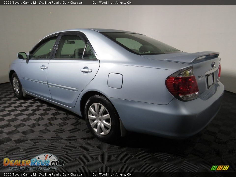 2006 Toyota Camry LE Sky Blue Pearl / Dark Charcoal Photo #9