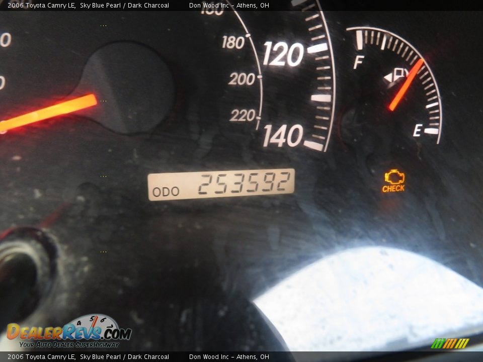 2006 Toyota Camry LE Sky Blue Pearl / Dark Charcoal Photo #29