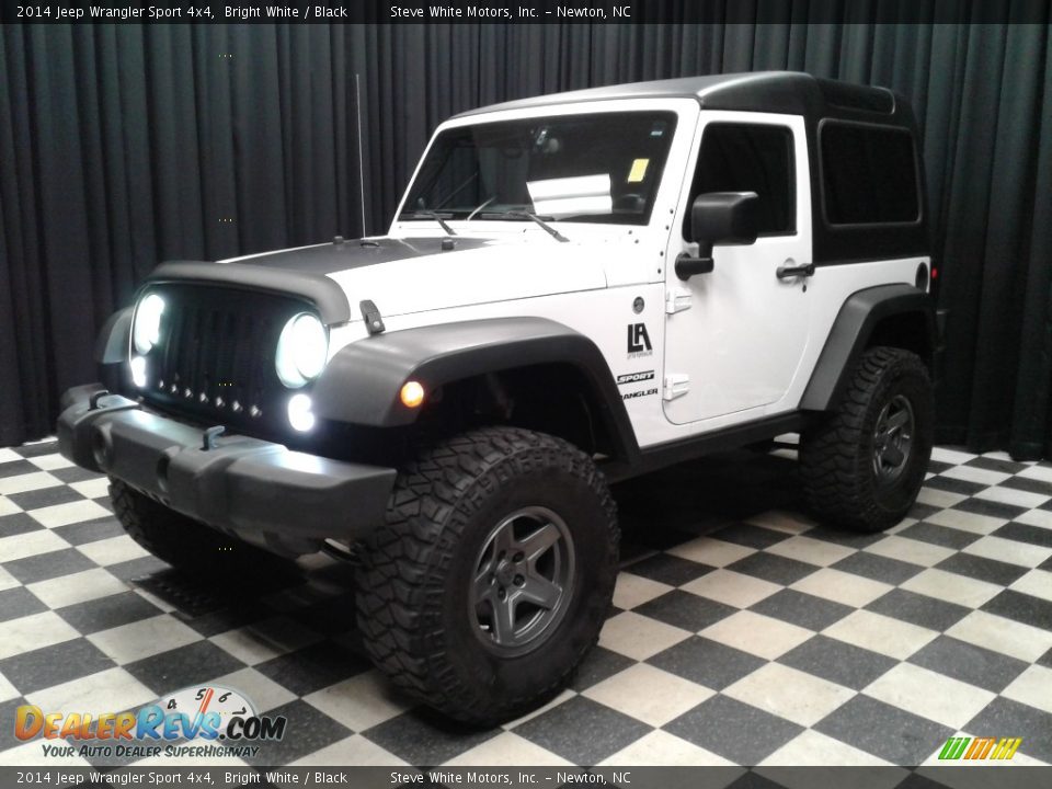 2014 Jeep Wrangler Sport 4x4 Bright White / Black Photo #2