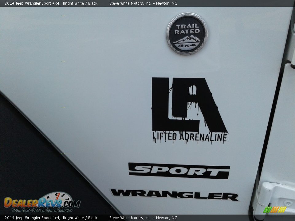 2014 Jeep Wrangler Sport 4x4 Bright White / Black Photo #25