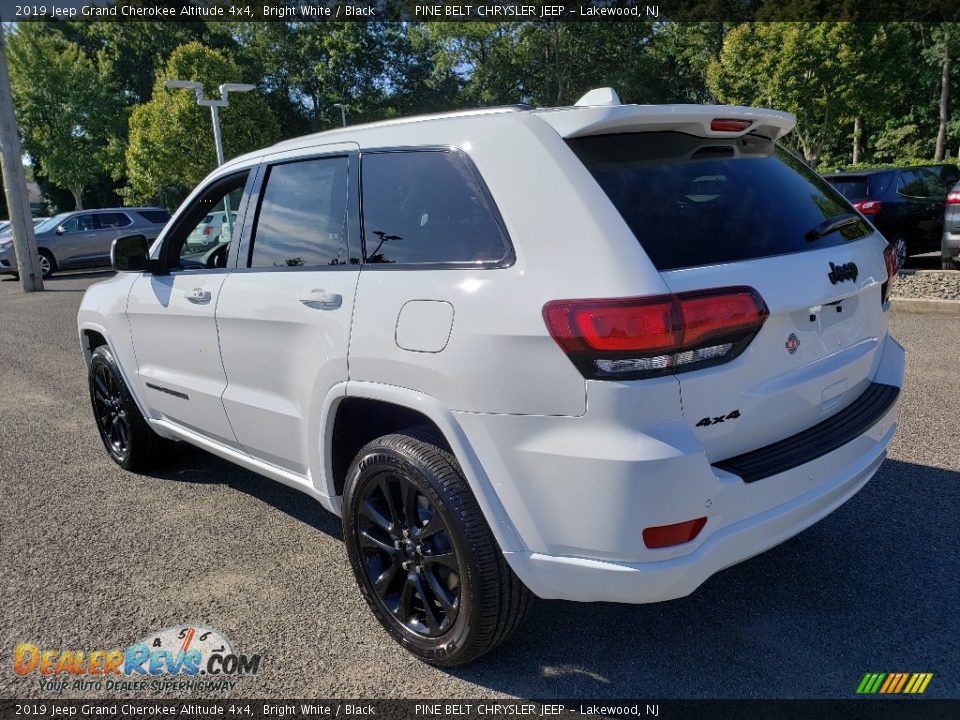 2019 Jeep Grand Cherokee Altitude 4x4 Bright White / Black Photo #4