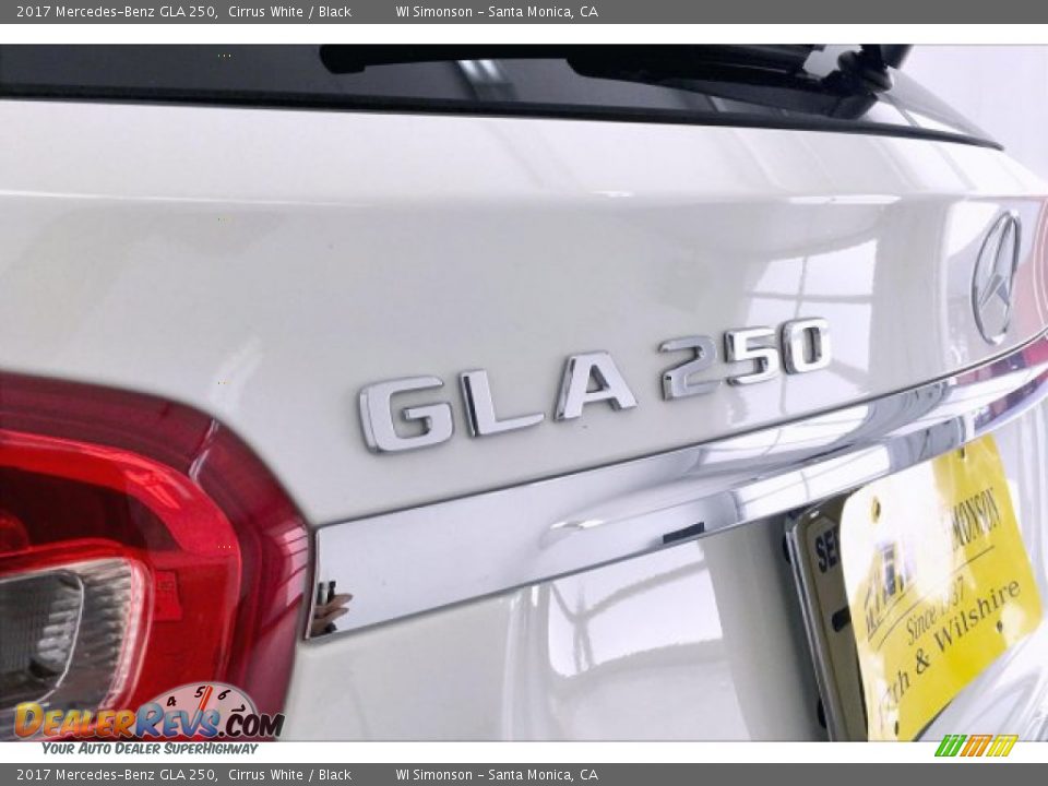 2017 Mercedes-Benz GLA 250 Cirrus White / Black Photo #7